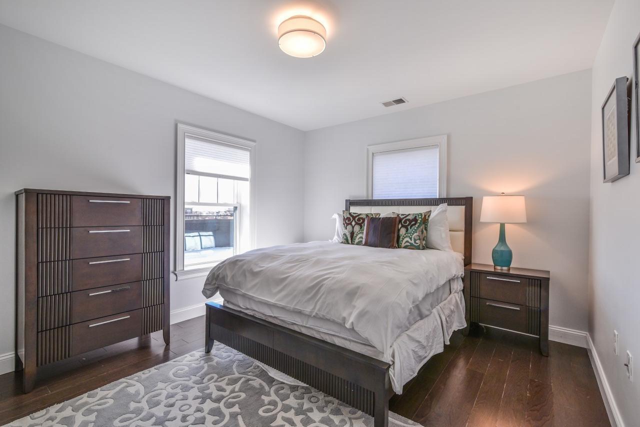 Global Luxury Suites South Boston Exteriör bild