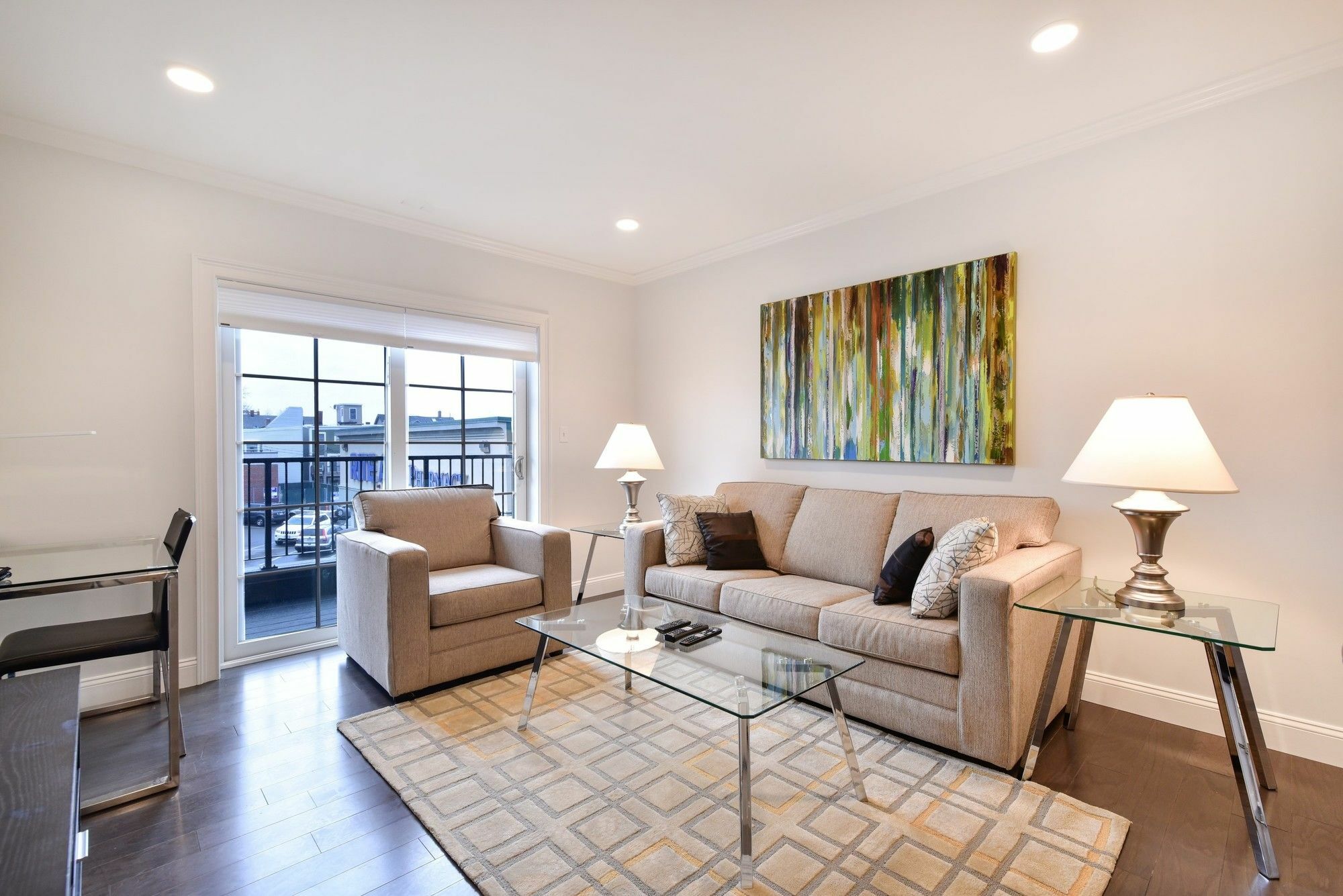 Global Luxury Suites South Boston Exteriör bild