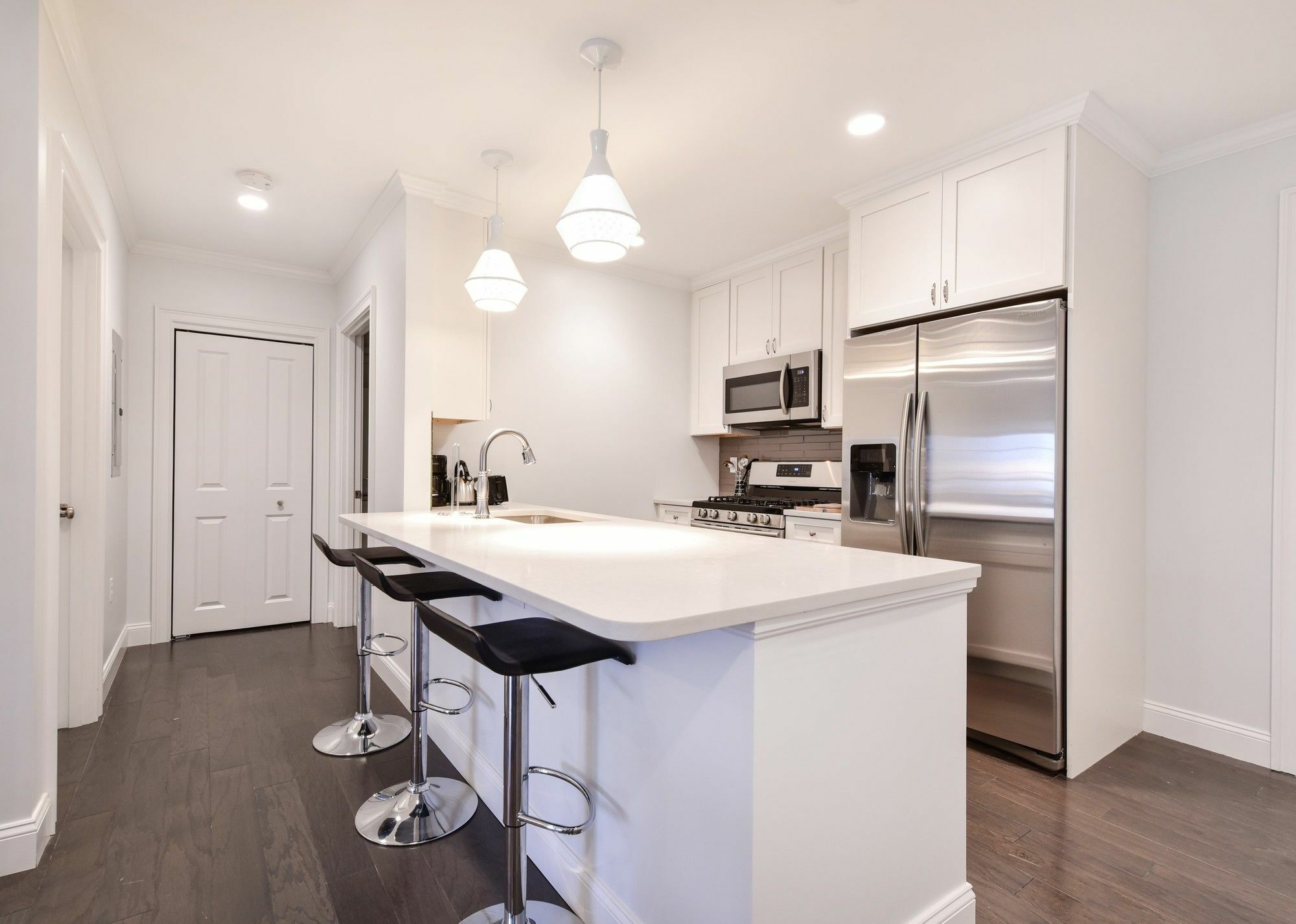 Global Luxury Suites South Boston Exteriör bild